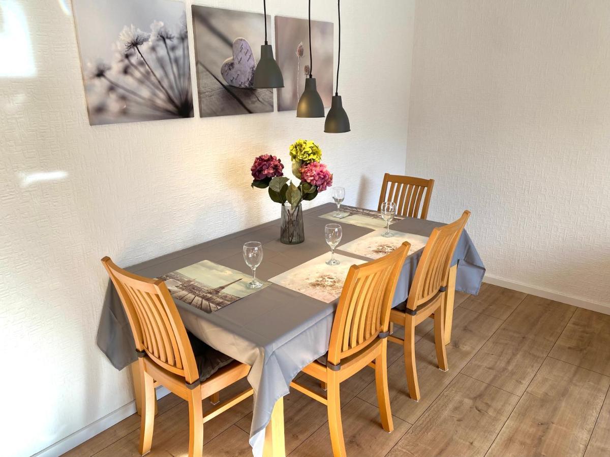 וילינגן Stylisches Apartment ✰ Skywalk ✰ Mit Parkplatz מראה חיצוני תמונה